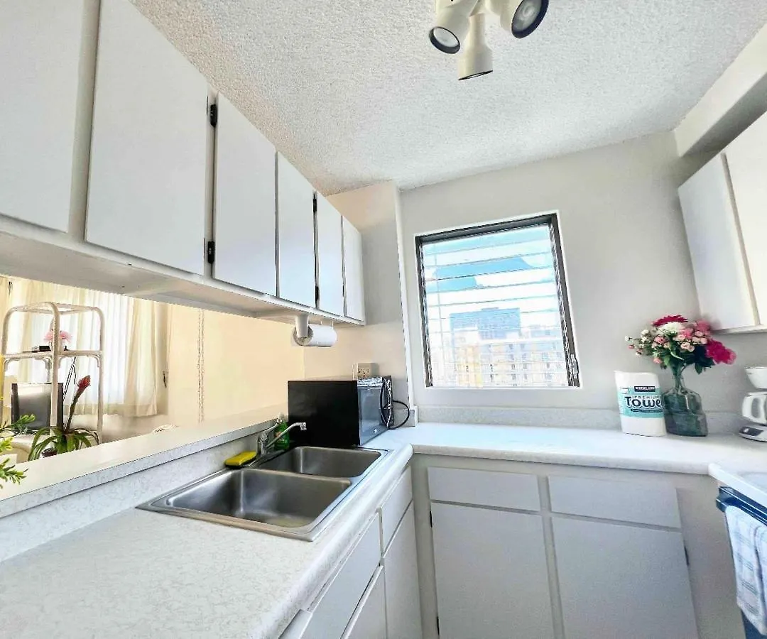 檀香山1505- Heart Of Waikiki With Kitchen - Free Parking - King Bed - Corner Unit - Mountain View Unit公寓 0*, 檀香山 美国